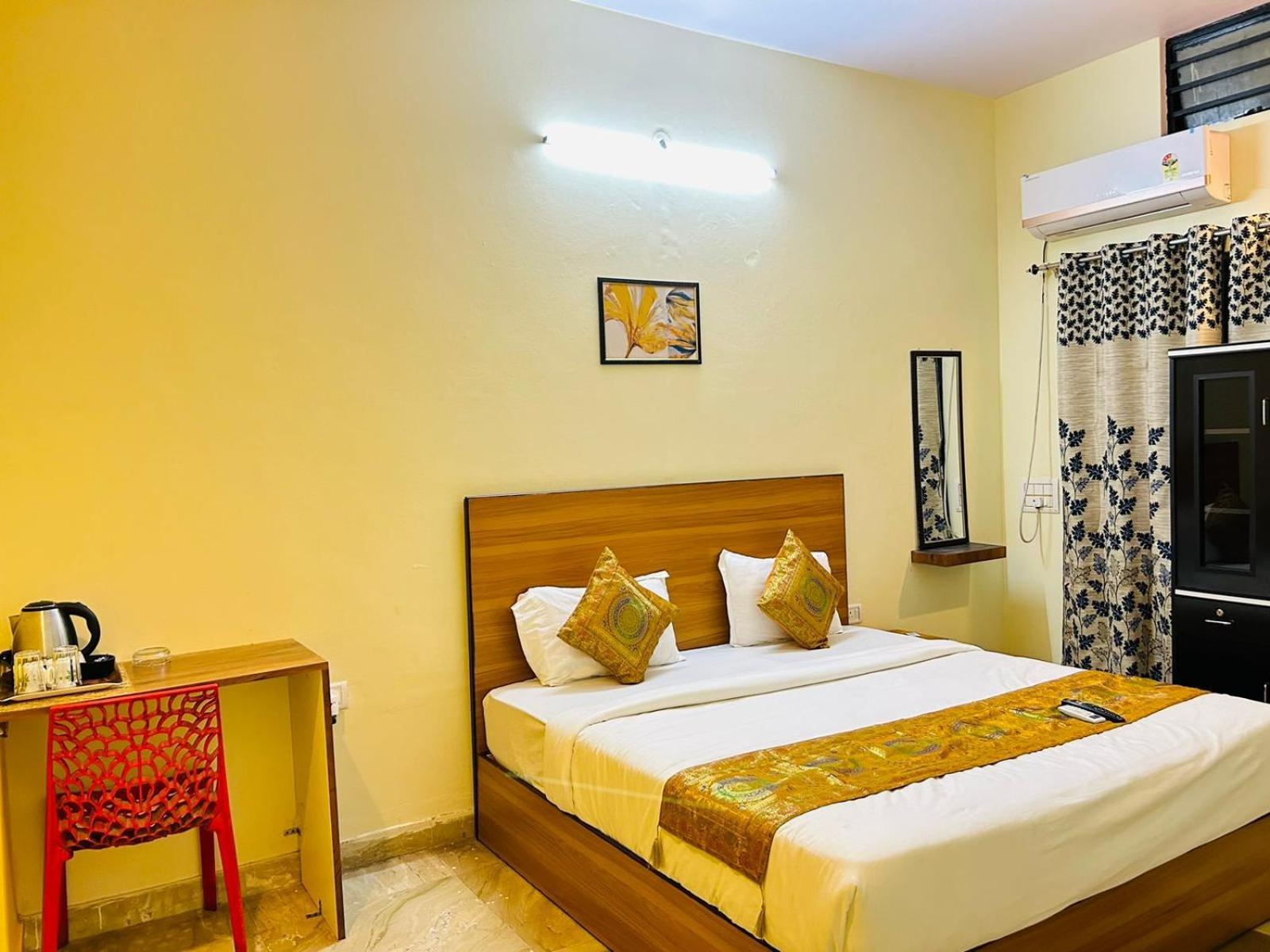 Shankar Vilaas -A Boutique Stay Forigners Choice Near Ghats And Temples พาราณสี ภายนอก รูปภาพ
